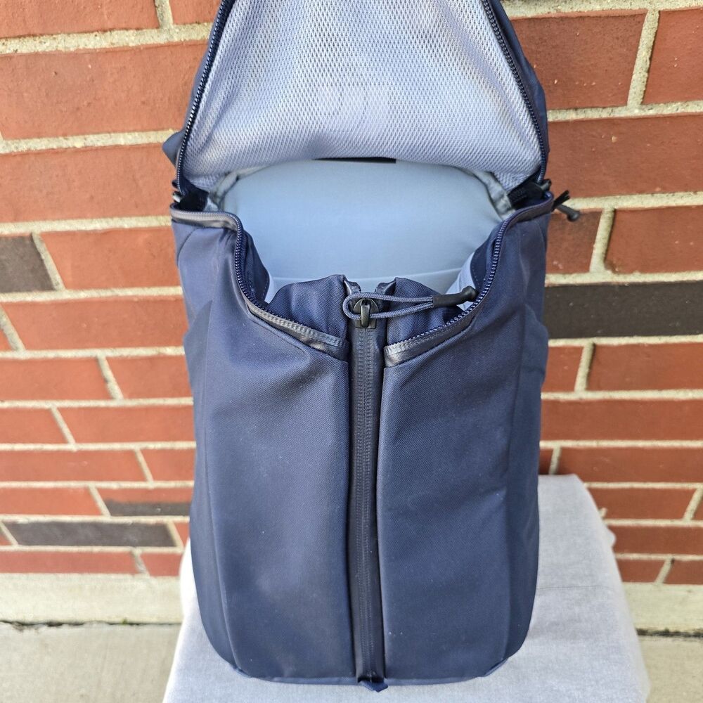 Yeti Ranchero 18L Backpack New No Tags - Picture 2 of 7